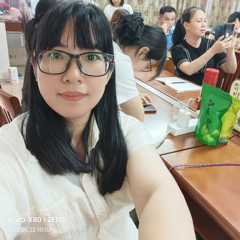 雯城慧敏的第一张照片--桂林相亲服务中心