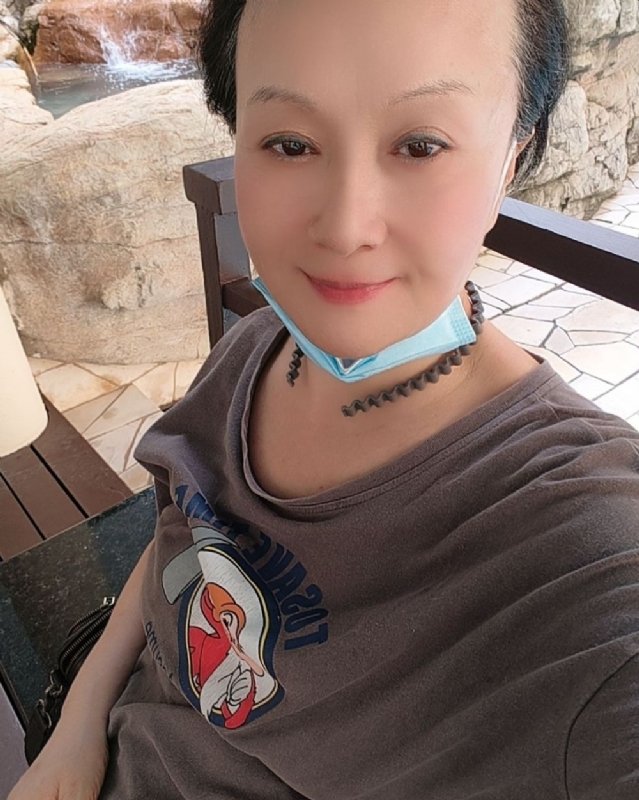 hong的第三张照片--桂林相亲服务中心