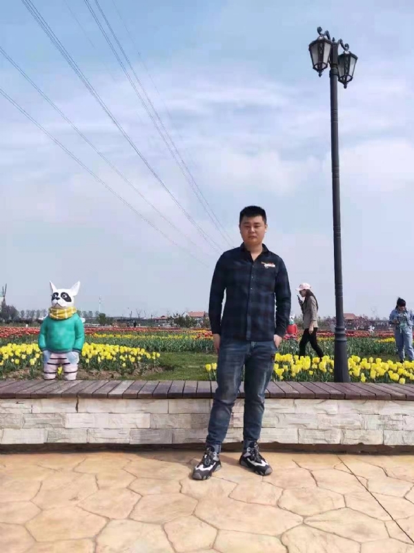 海阔天空的第一张照片--桂林相亲服务中心