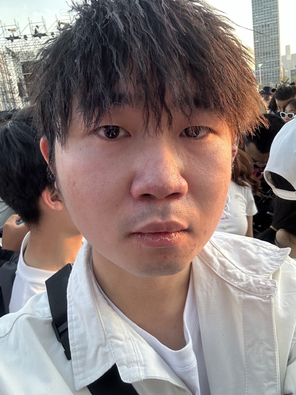 会修电脑的小杨的第一张照片--桂林相亲服务中心
