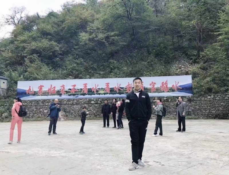 牵手的第一张照片--桂林相亲服务中心