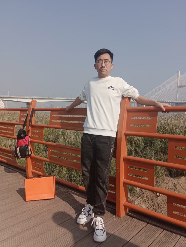 黑白的第一张照片--桂林相亲服务中心