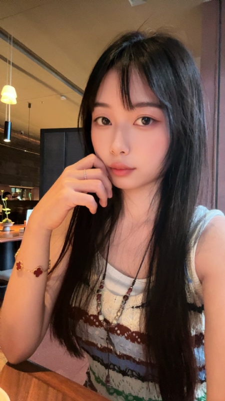 哈哈的第一张照片--桂林相亲服务中心