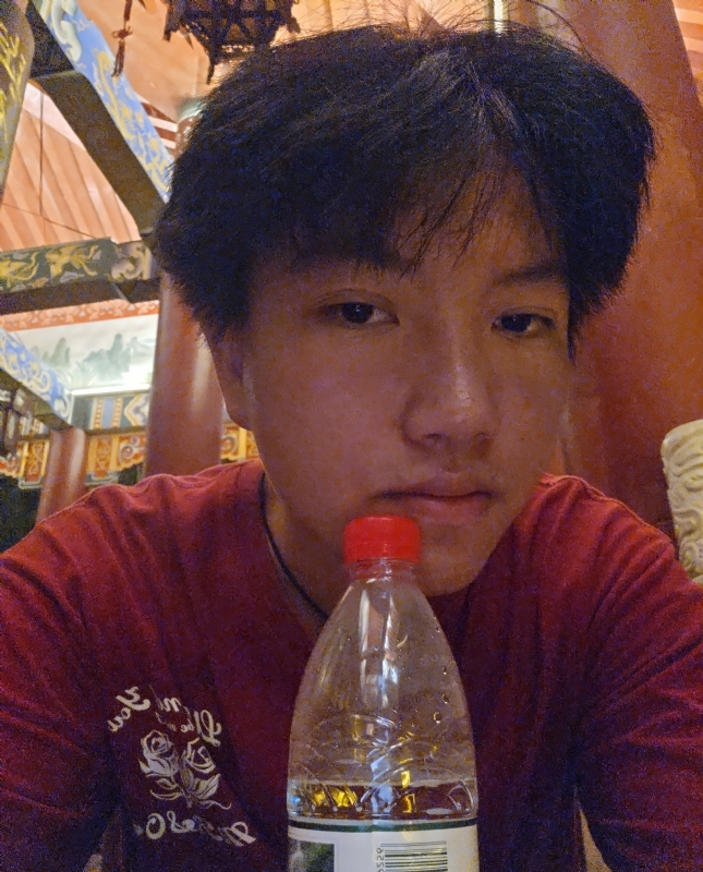 雨豫余的第一张照片--桂林相亲服务中心