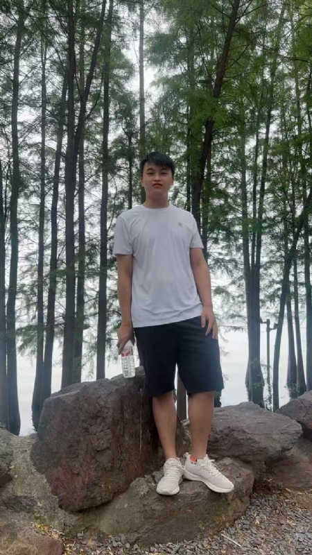 嗯嗯的第一张照片--桂林相亲服务中心