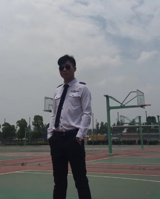 小贺的第一张照片--桂林相亲服务中心
