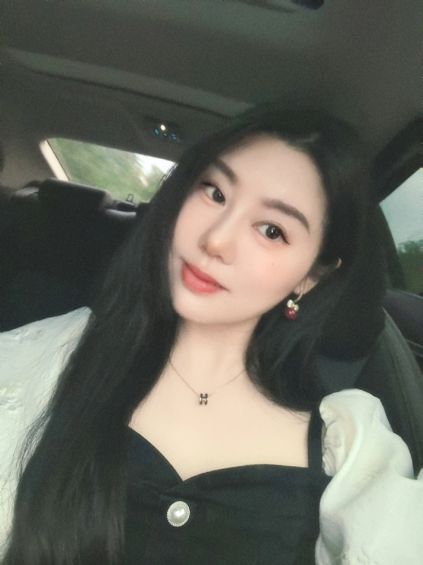 潇潇暮雨的第一张照片--桂林相亲服务中心