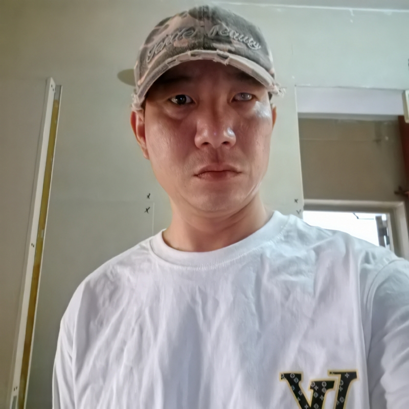 小心做人的第一张照片--桂林相亲服务中心