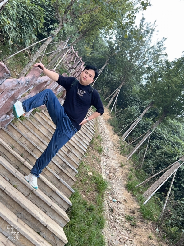 择一人白头偕老的第二张照片--桂林相亲服务中心