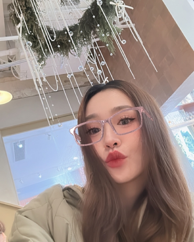 Claire的第二张照片--桂林相亲服务中心