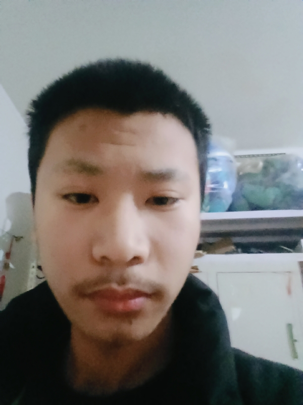 g未成年的第一张照片--桂林相亲服务中心