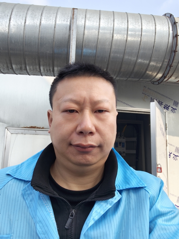 太阳迷眼的第一张照片--桂林相亲服务中心