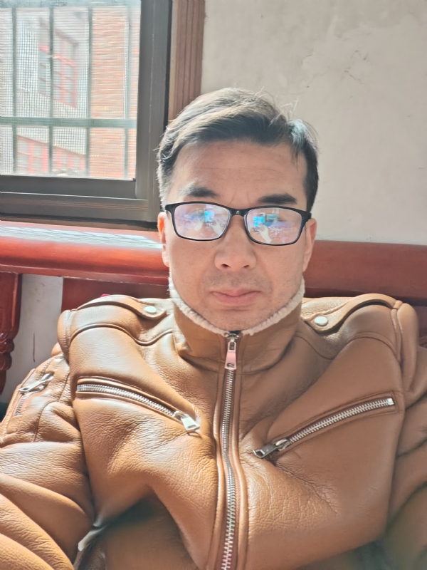 弹簧的第一张照片--桂林相亲服务中心