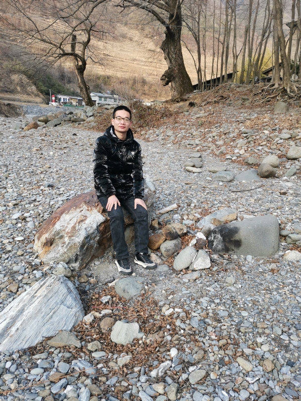 众里寻她的第一张照片--桂林相亲服务中心