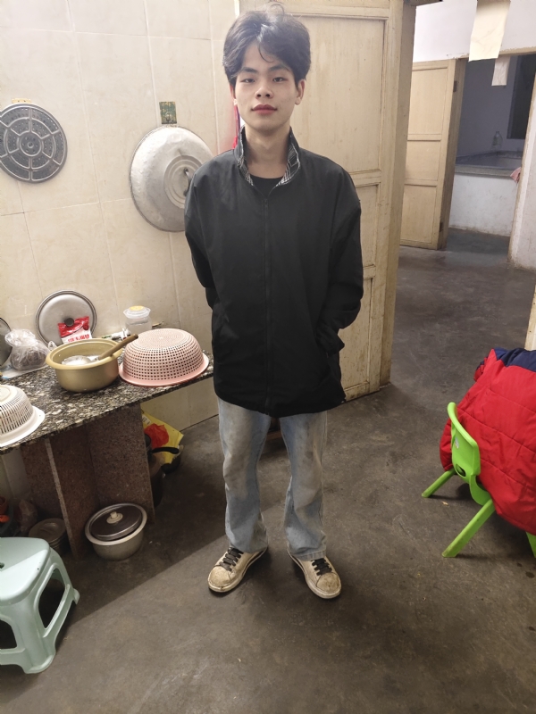 铭泽的第一张照片--桂林相亲服务中心