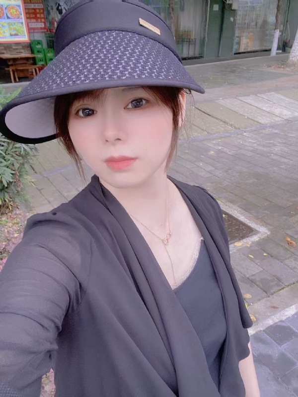 敏宝的第三张照片--桂林相亲服务中心