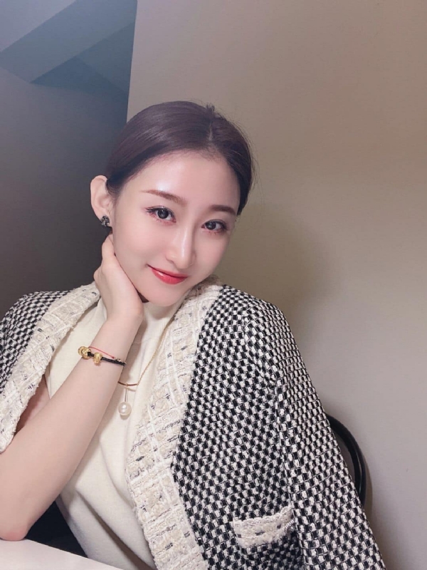 袁梓怡的第二张照片--桂林相亲服务中心