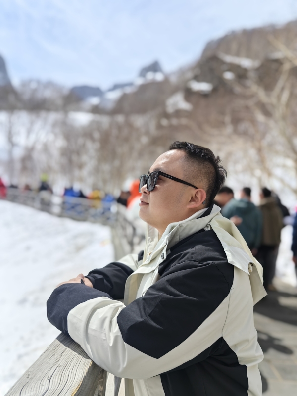 小龙的第一张照片--桂林相亲服务中心