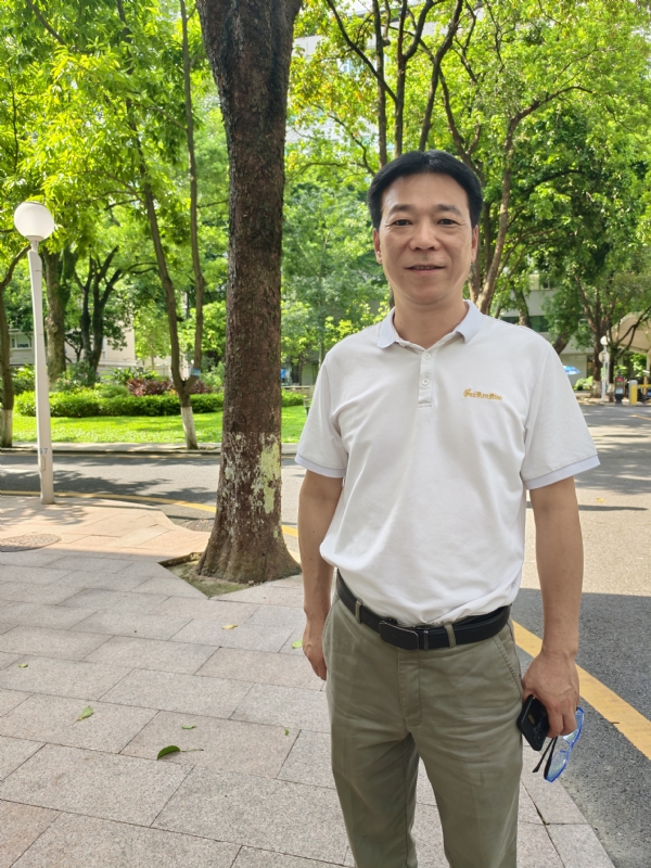 哈哥的第一张照片--桂林相亲服务中心