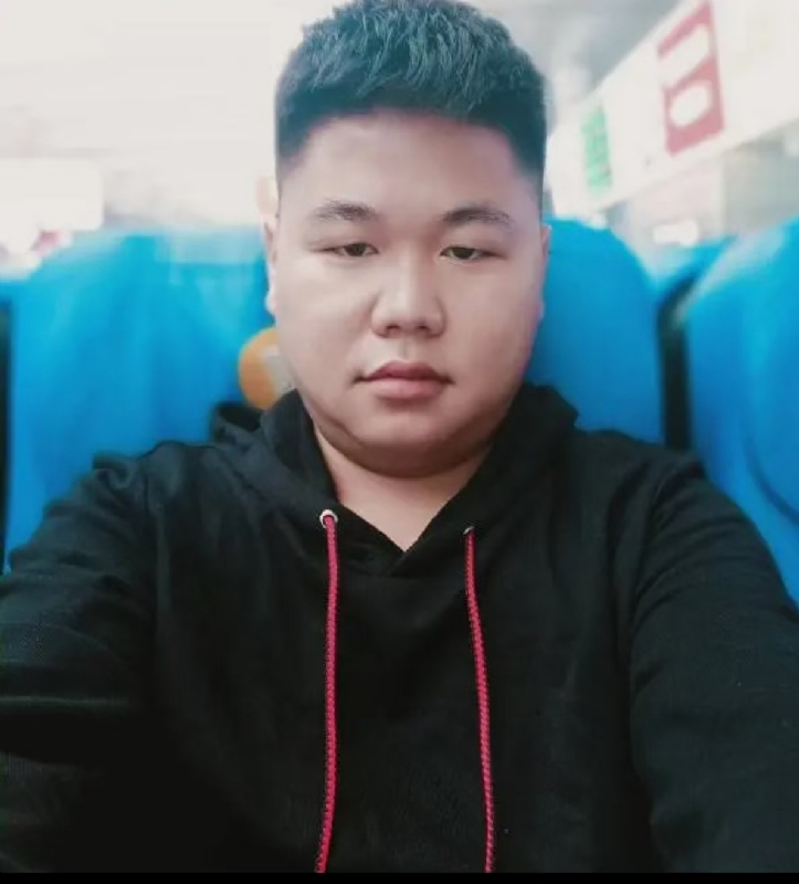 黄斌的第一张照片--桂林相亲服务中心