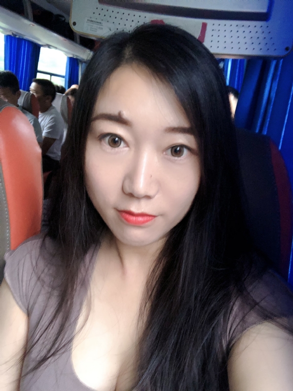 杨杨的第二张照片--桂林相亲服务中心