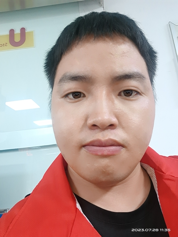 匆忙的第二张照片--桂林相亲服务中心