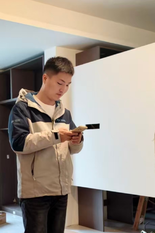 熊展的第一张照片--桂林相亲服务中心