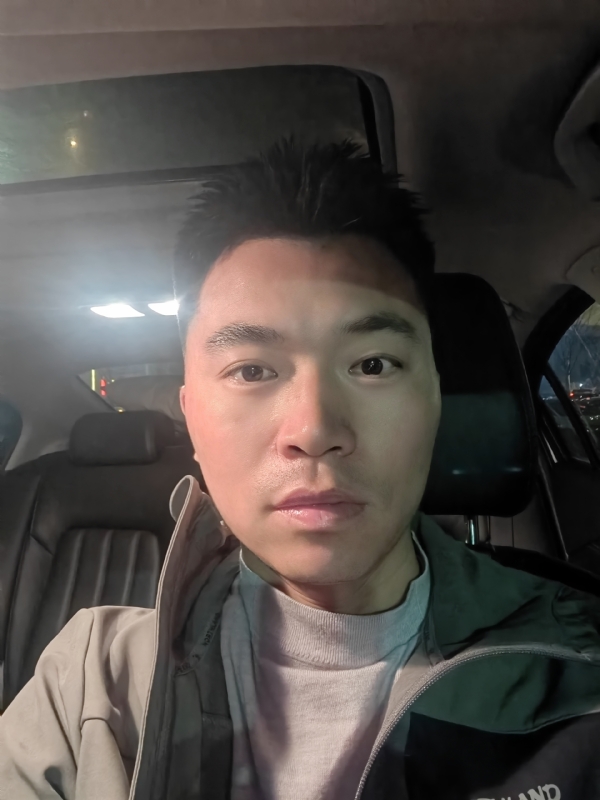 讲不出再见的第二张照片--桂林相亲服务中心