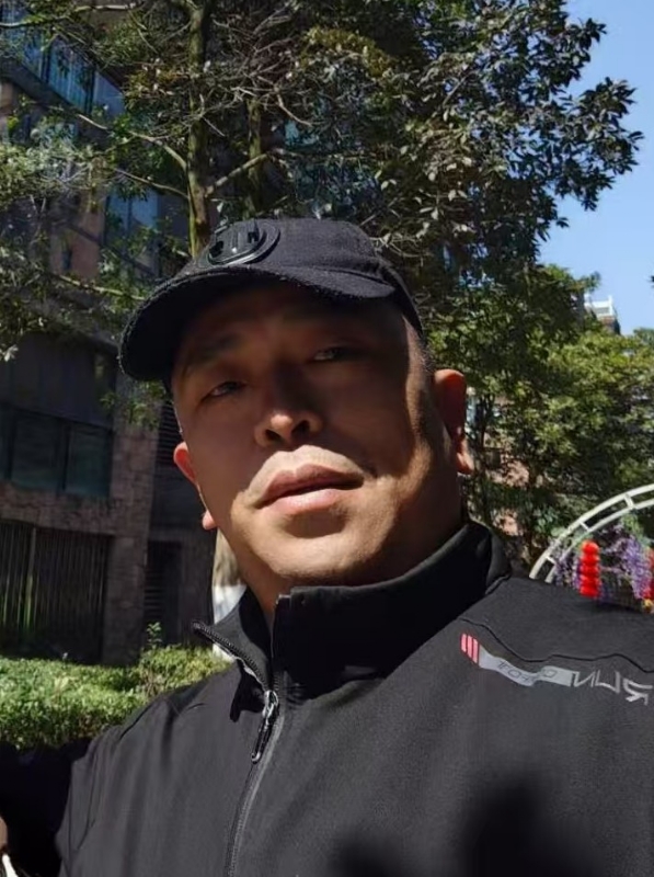 蓝色海洋的第一张照片--桂林相亲服务中心