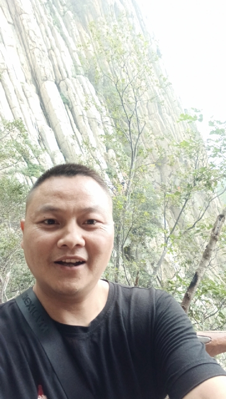 W微信的第二张照片--桂林相亲服务中心