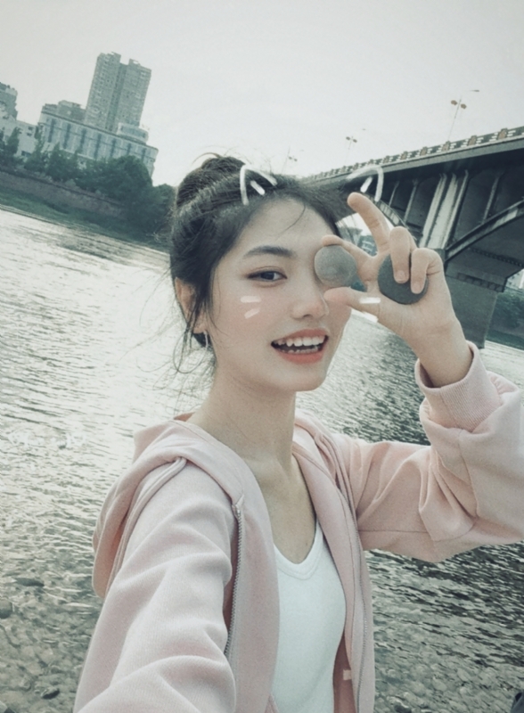 昭十晰的第二张照片--桂林相亲服务中心