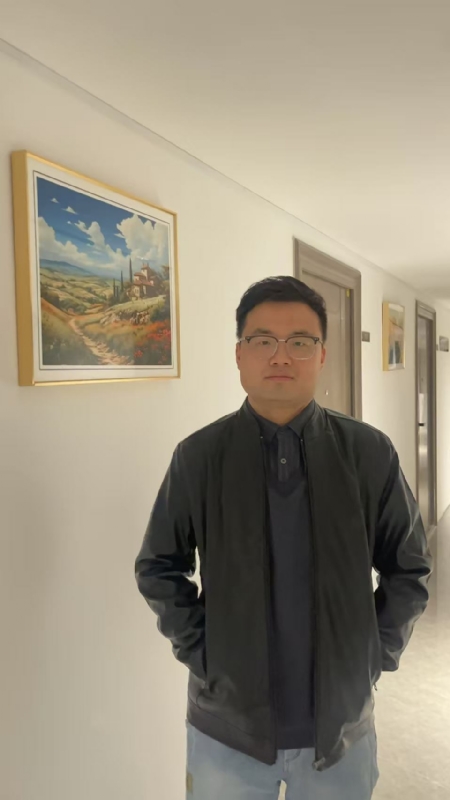 半瓶子的第三张照片--桂林相亲服务中心