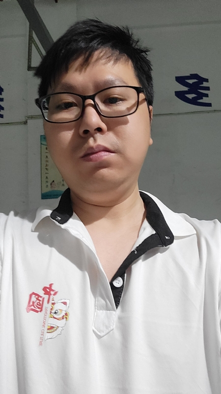 义星人的第一张照片--桂林相亲服务中心