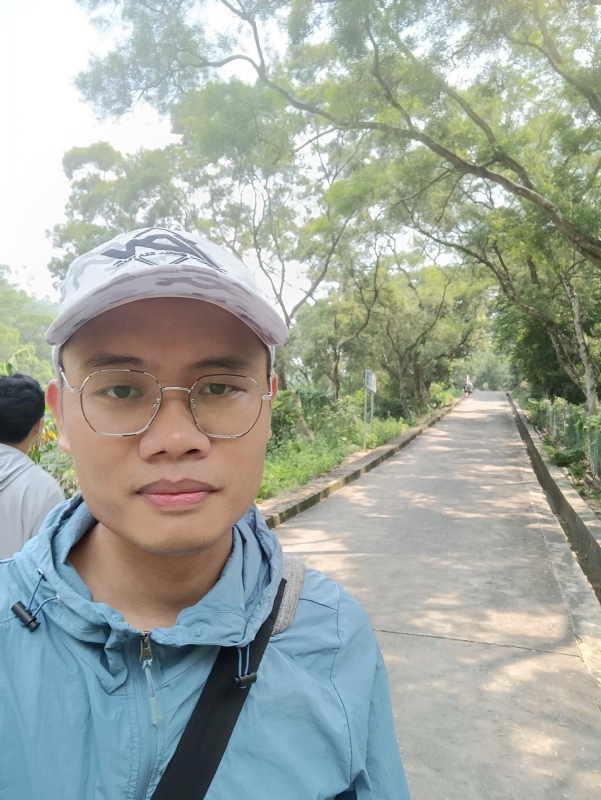 书衣的第二张照片--桂林相亲服务中心