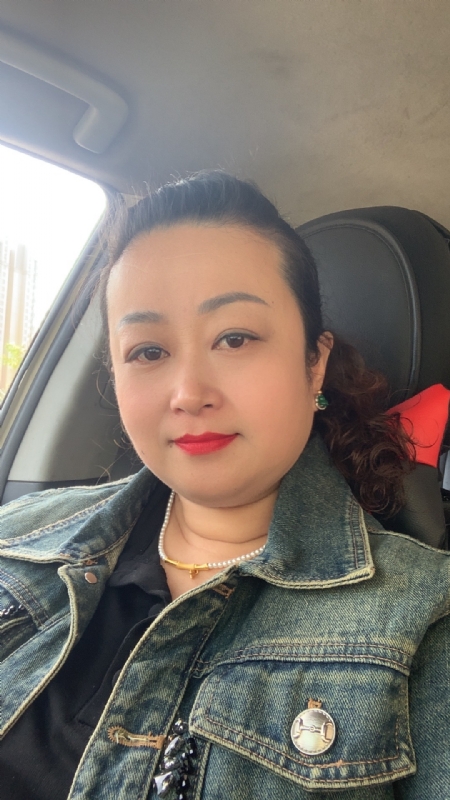 云中的蝶的第一张照片--桂林相亲服务中心