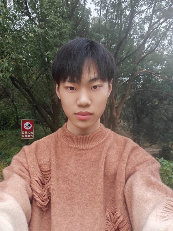 祤辰的第一张照片--桂林相亲服务中心